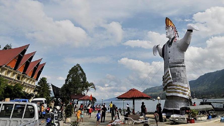 887 pantai bebas parapat hariansibco