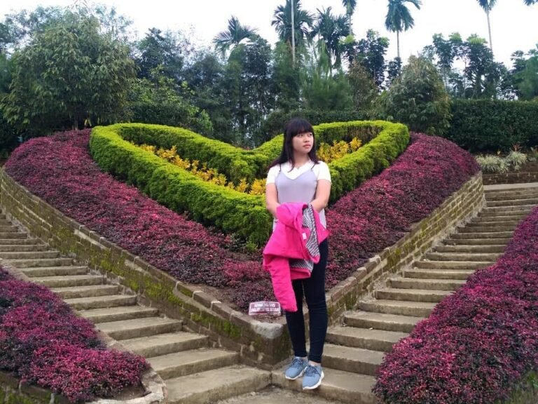 Harga Tiket Dan Lokasi The Le Hu Garden Medan 768x576 1