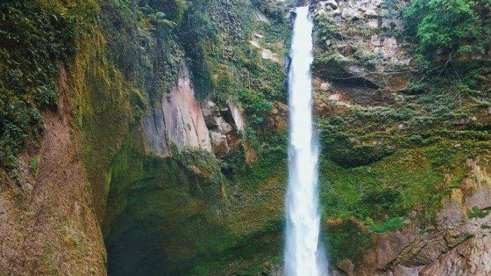 air terjun jambuara 1