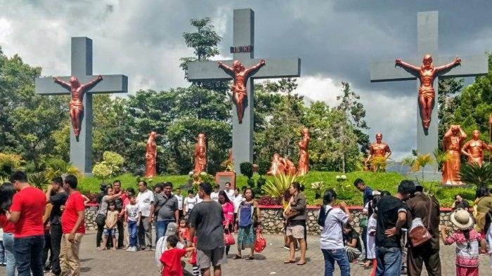 bukit golgota taman wisata iman sitinjo