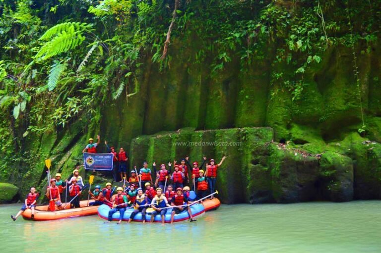 magic wall sei bah bolon 768x511