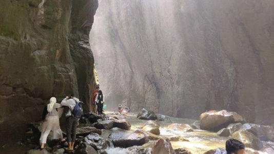 Bisa Puas Main Basah-basahan, Ini 7 Tempat Wisata Favorit di Majalengika, Suasananya Indah