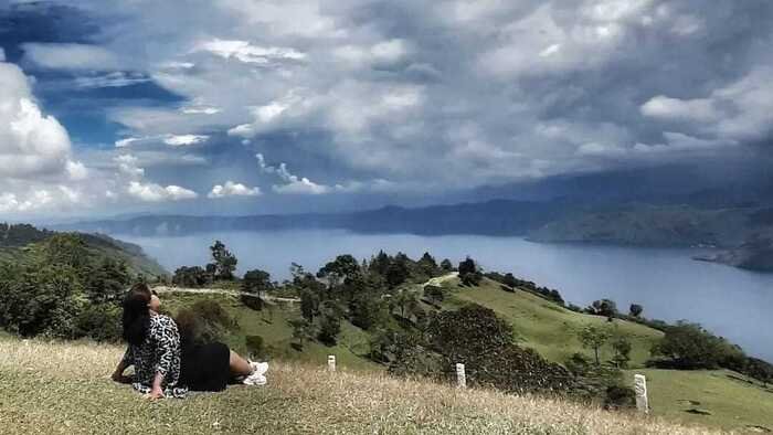 fa7d9a9bd51da6186152ceb3151216ee