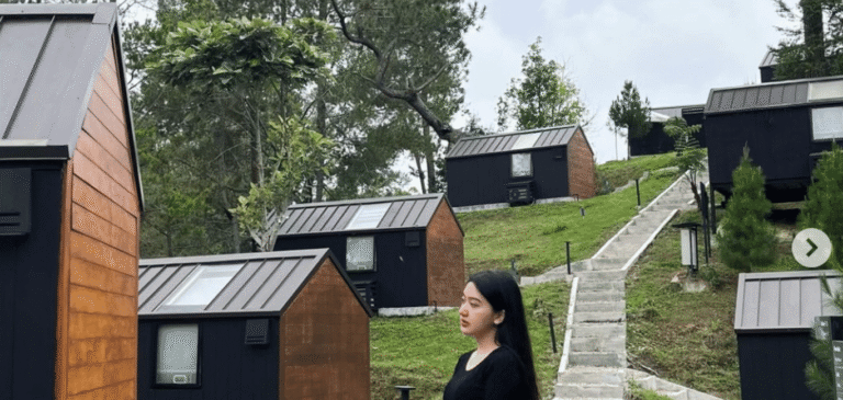 kaldera toba nomadic escape 768x365