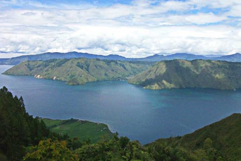 sipira danau toba