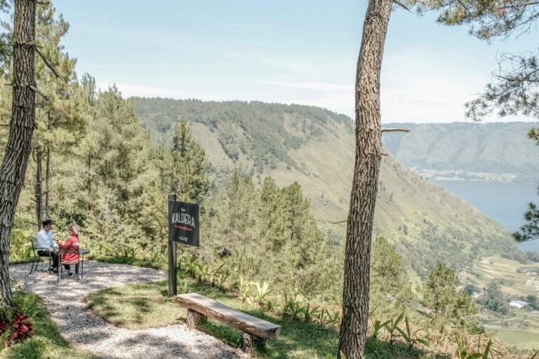 the kaldera toba 1 768x512