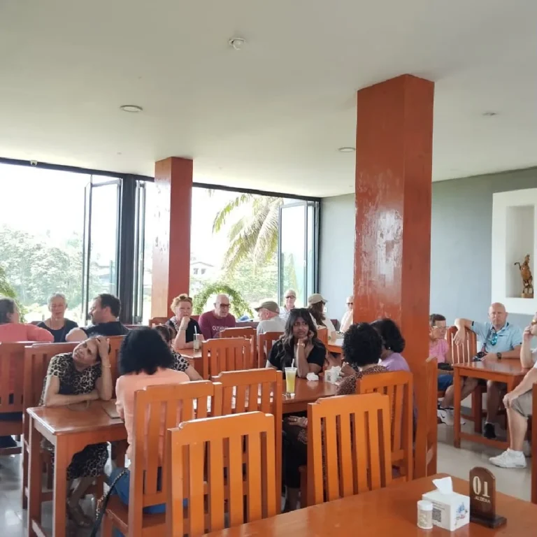 467694903 18046736261486342 7812164422755829251 n 768x768