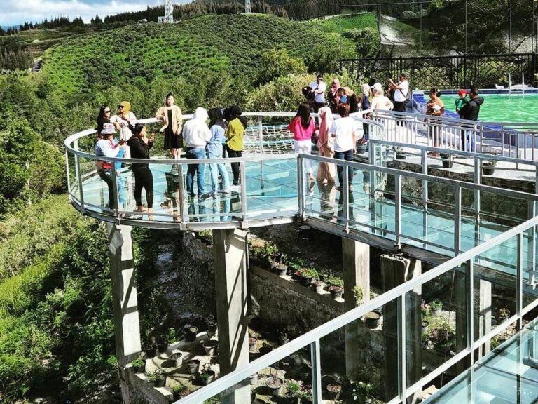 maulana cafe berastagi 43 768x576