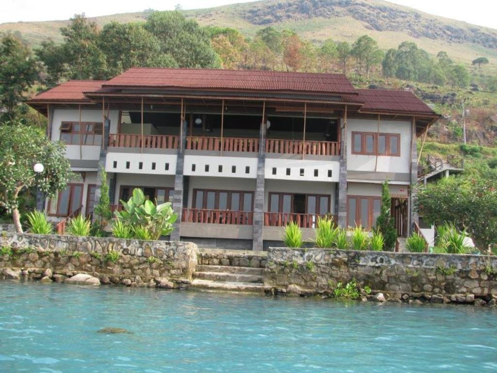 4 Rekomendasi Penginapan Nyaman di Pangururan, Sumatra Utara untuk Liburan Sempurna